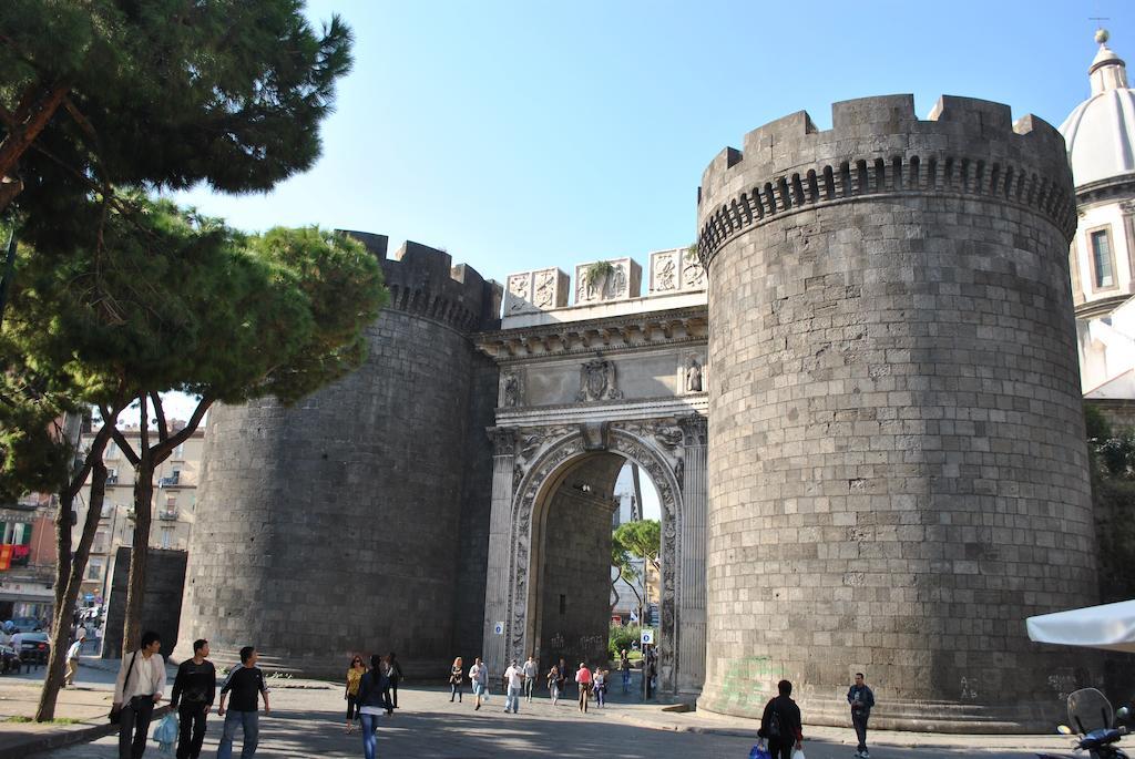 Bed & Breakfast A Castel Capuano Napoli Eksteriør bilde