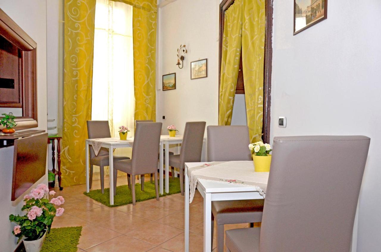 Bed & Breakfast A Castel Capuano Napoli Eksteriør bilde