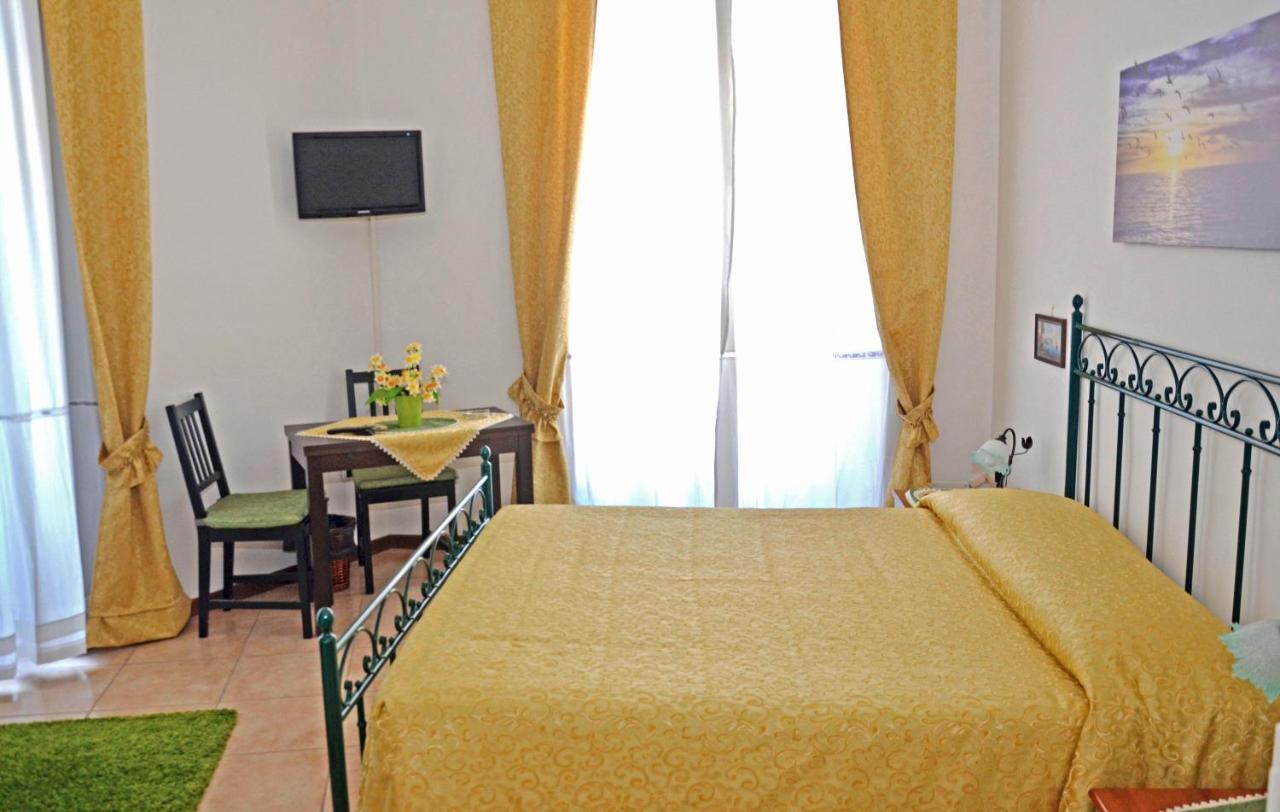 Bed & Breakfast A Castel Capuano Napoli Eksteriør bilde